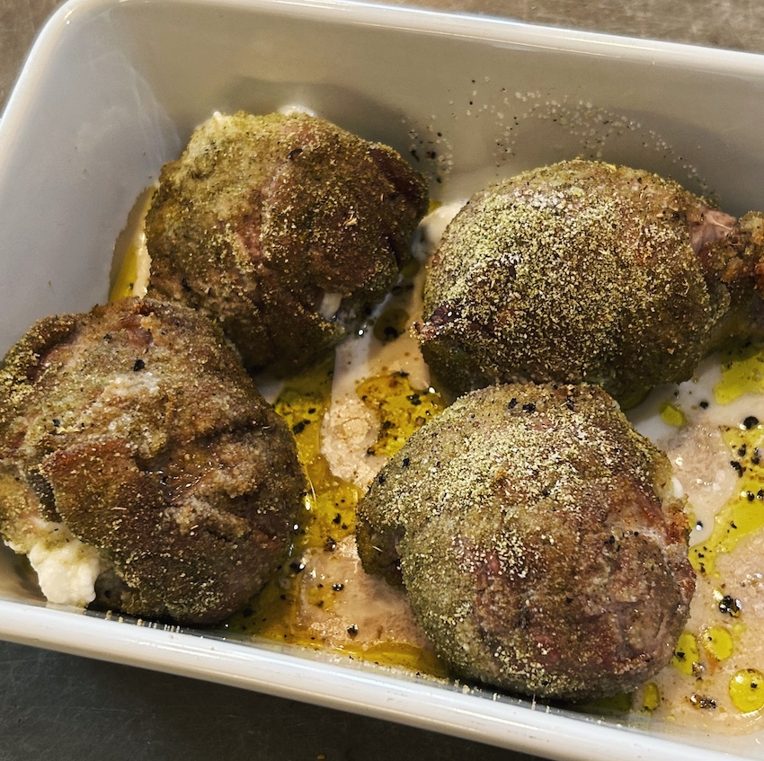 Involtini di capocollo e burrata